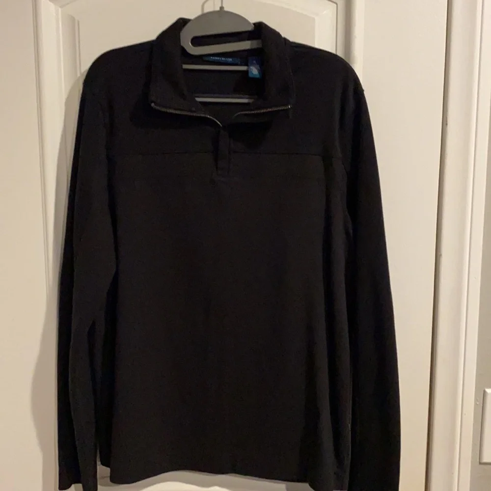 Perry Ellis long  sleeve collared shirt
Please view pictures - Picture 2 of 8